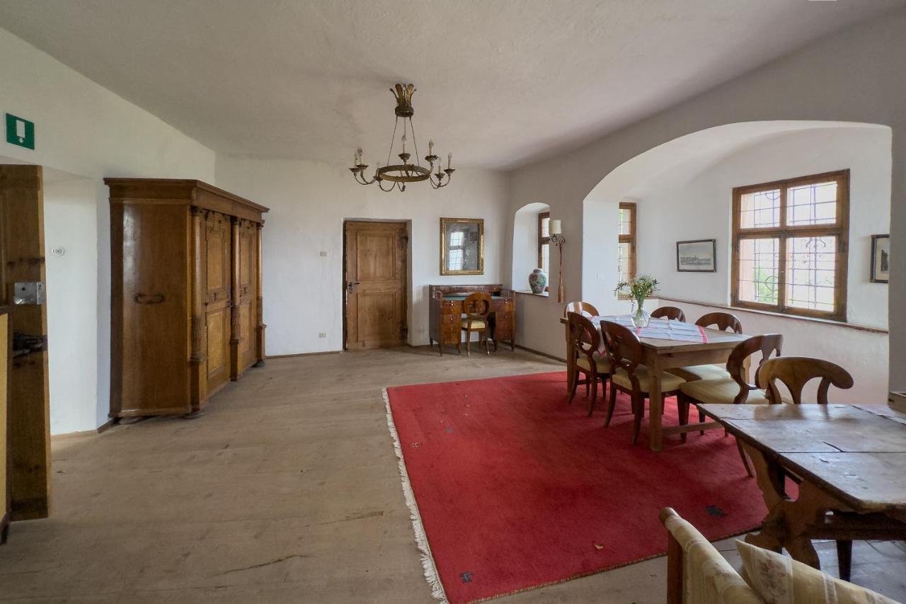 Ansitz Zinnenberg Appiano Sulla Strada Del Vino Zewnętrze zdjęcie